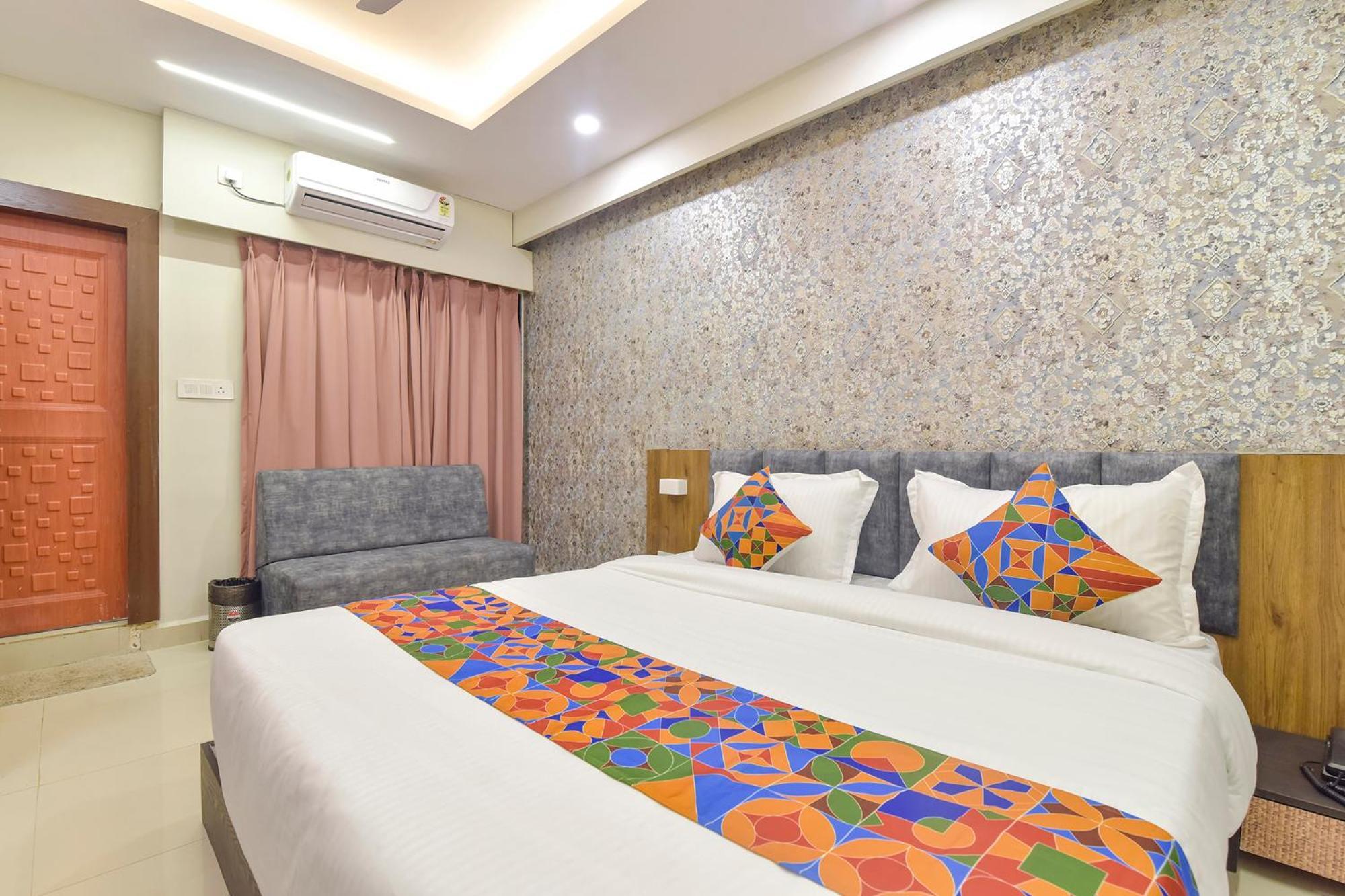 Fabhotel The Max Glory Indore Exterior photo